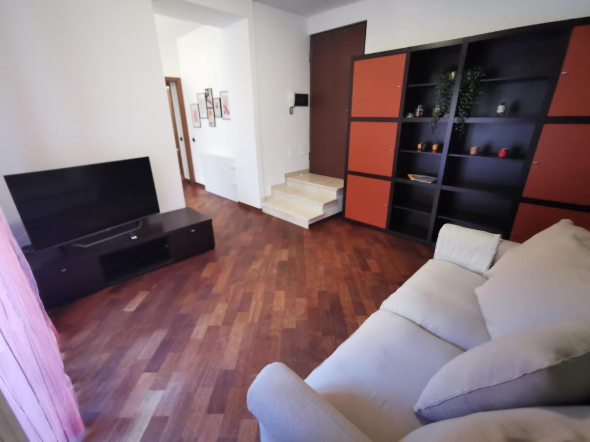 Fontanone Apartment Лонато Экстерьер фото